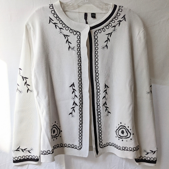 Vintage tank/cardi sweater set in white/black - Picture 9 of 13